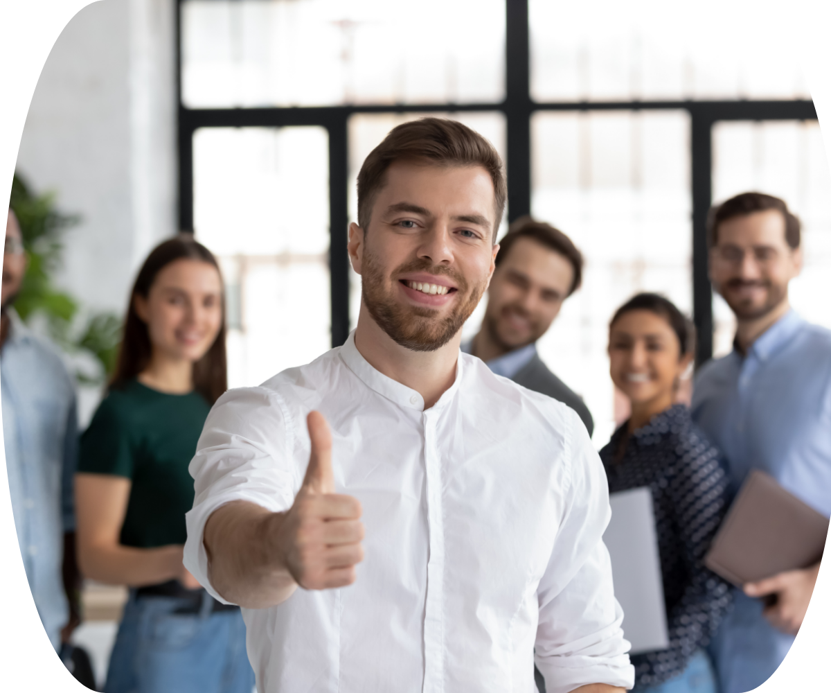 Familia con estabilidad y tranquilidad gracias a una decisión aseguradora informada